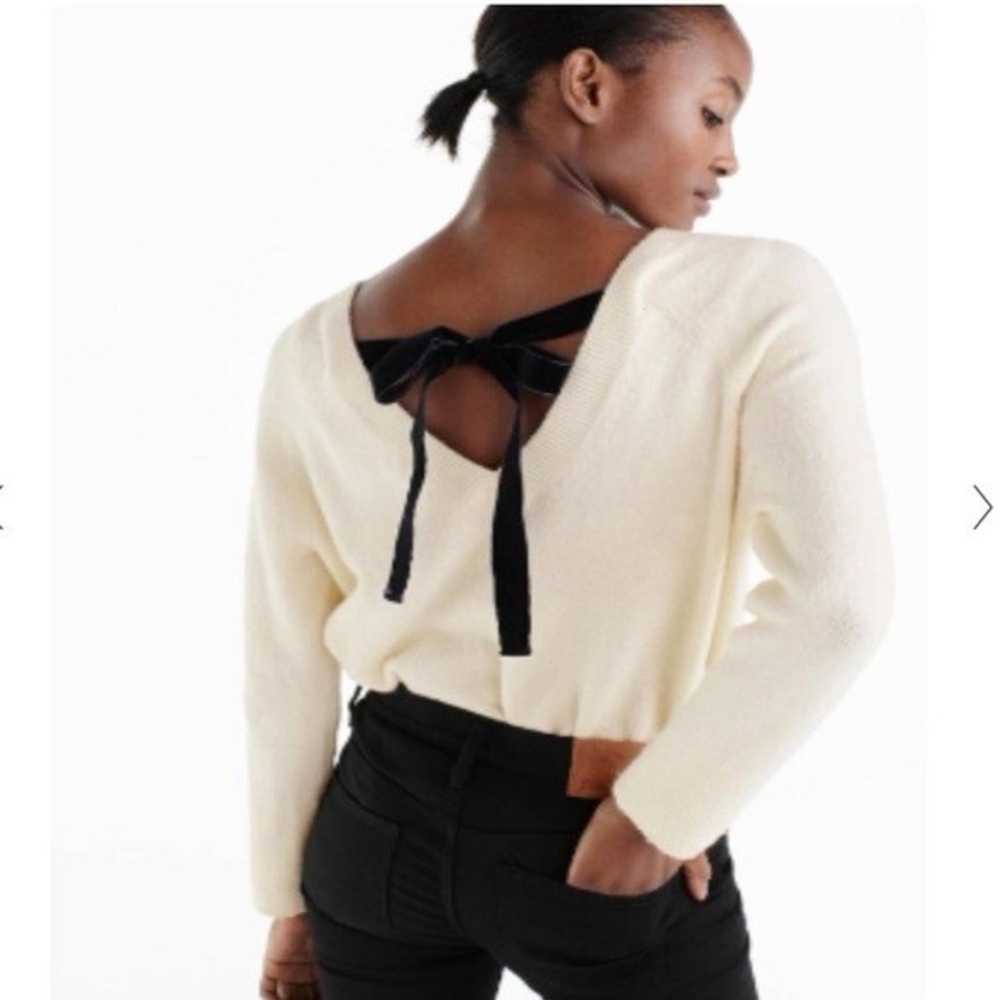 J. CREW Cream White Sweater with Black Velvet Bow